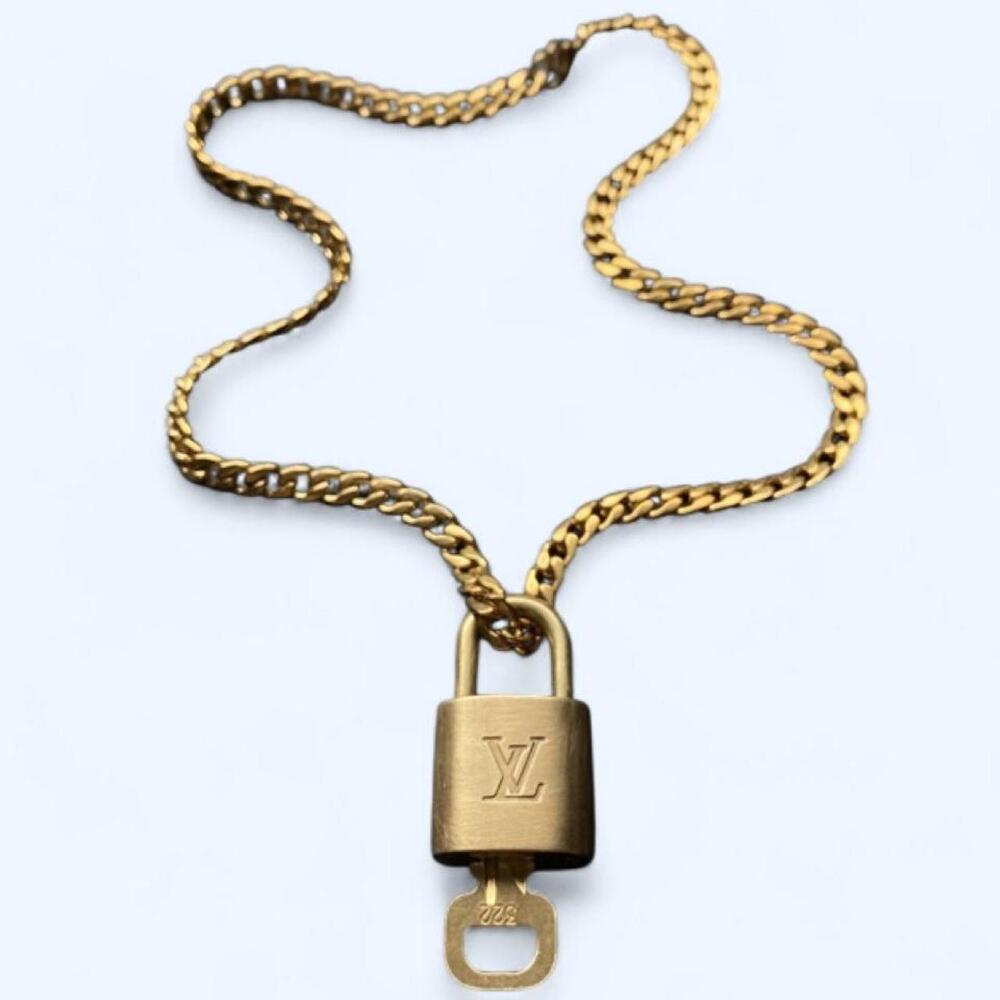 Louis Vuitton LV Padlock Necklace – Gold